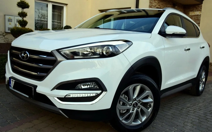 Hyundai Tucson cena 78700 przebieg: 90000, rok produkcji 2018 z Kielce małe 211